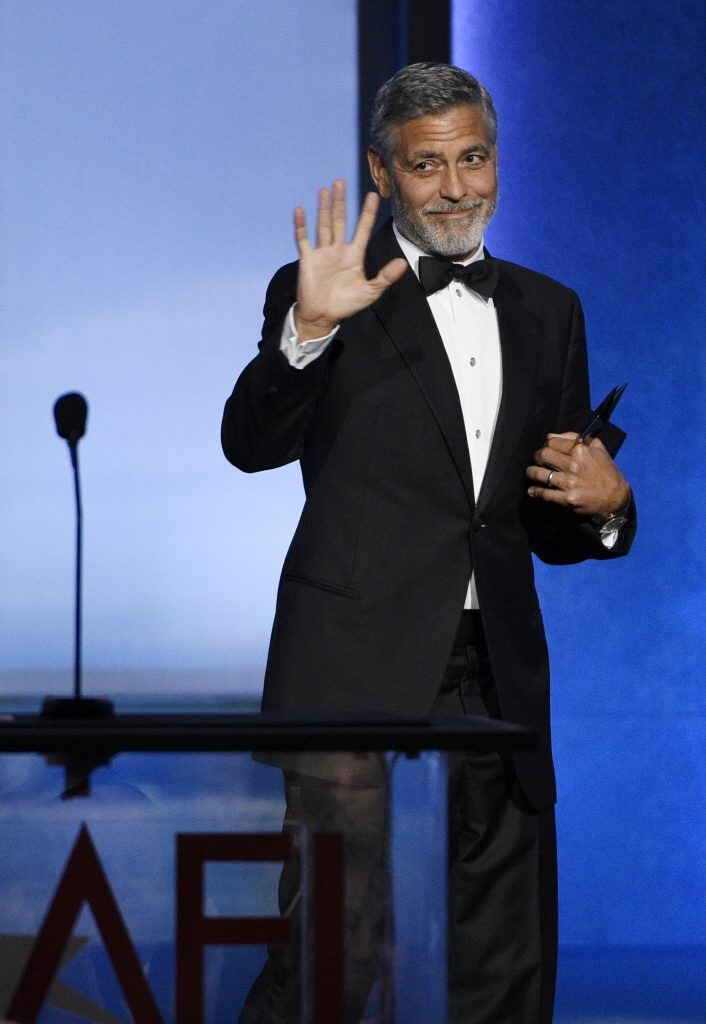 George Clooney pri preberaní ceny za celoživotný úspech v LA. 