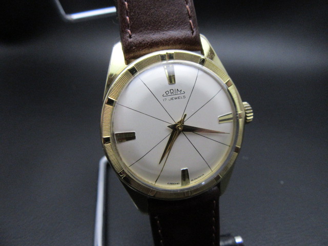 prim legendárne náramkové hodinky vintage diplomat
