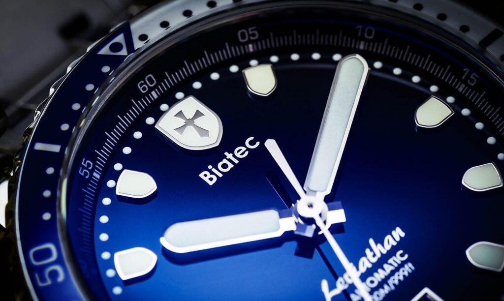 Vrch nových hodiniek Biatec Leviathan, za ktorými stojí slovenská značka Biatec. Ich cena je 1290 eur. 