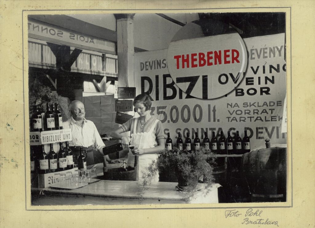 Táto historická fotografia inšpirovala Mrázika pri vymýšľaní značky pre svoje produkty.